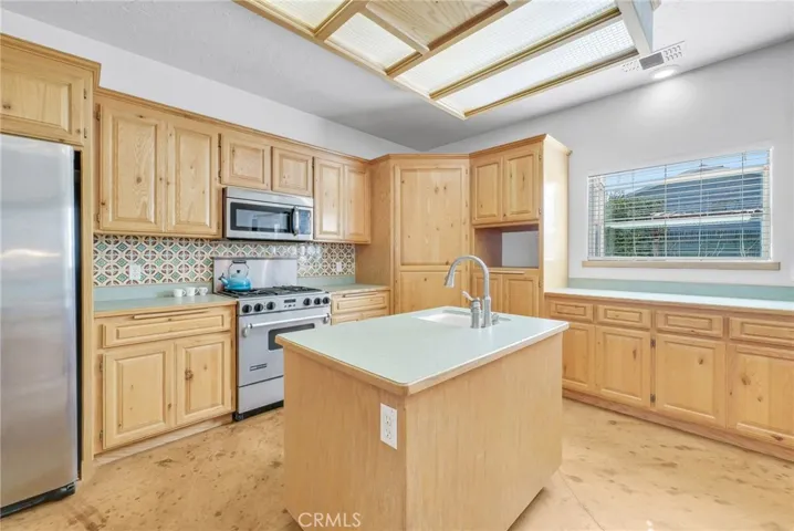 Kitchen 2