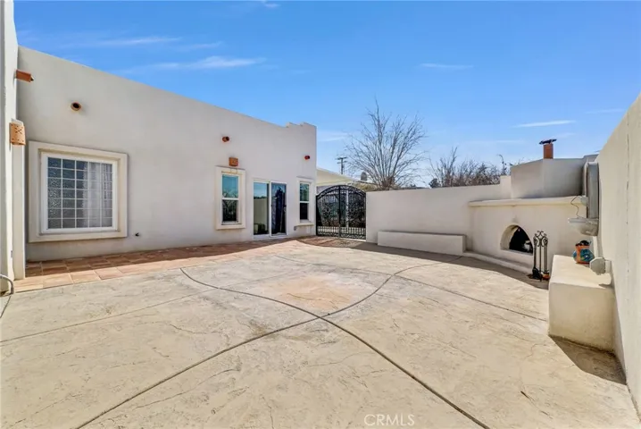 Private Courtyard 2