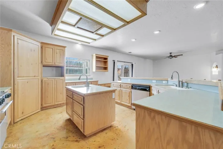 Kitchen 1