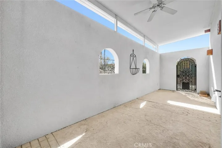 Side Private and Secure  Courtyard