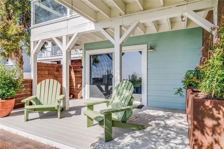979 Capistrano Avenue, Laguna Beach, California 92651
