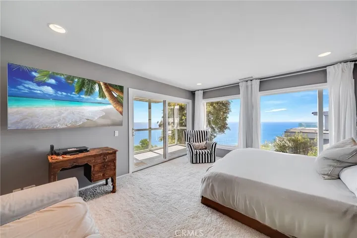 979 Capistrano Avenue, Laguna Beach, California 92651