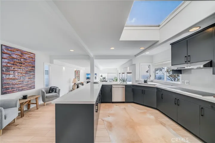 979 Capistrano Avenue, Laguna Beach, California 92651
