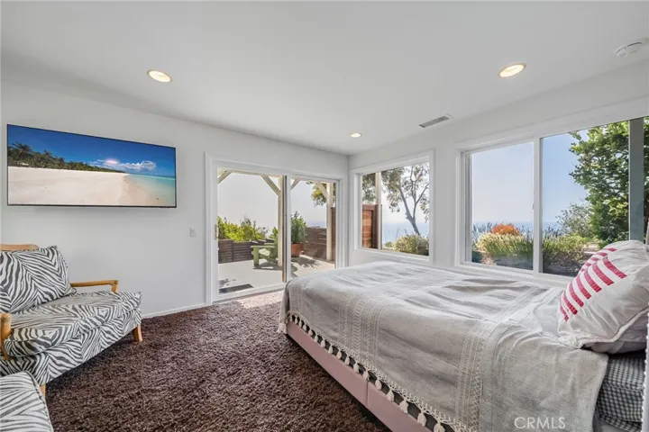 979 Capistrano Avenue, Laguna Beach, California 92651