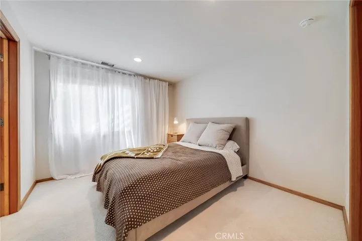 979 Capistrano Avenue, Laguna Beach, California 92651