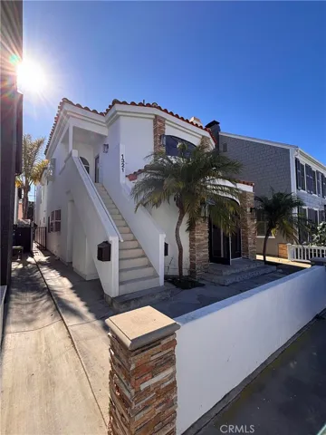 1321 #1/2 W Bay Avenue, Newport Beach, California 92661