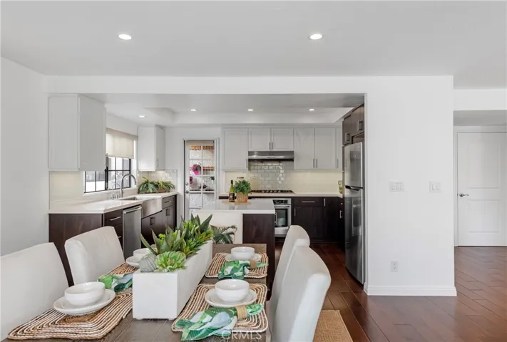 2409 Vanderbilt Lane 1, Redondo Beach, California 90278