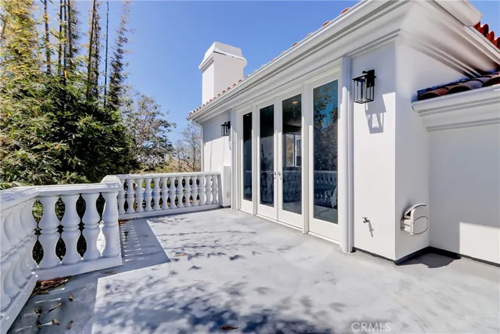 balcony off master