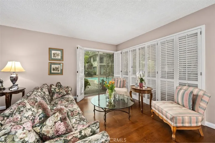 1250 S Orange Grove Boulevard 8, Pasadena, California 91105