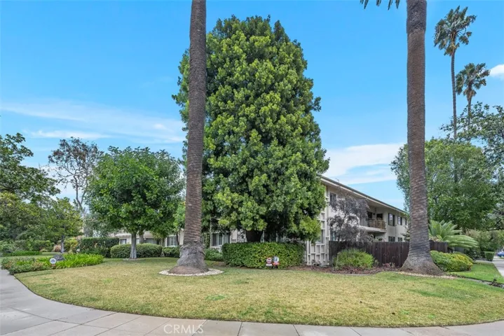 1250 S Orange Grove Boulevard 8, Pasadena, California 91105