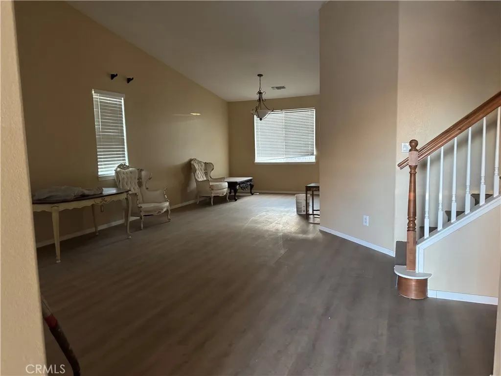 594 Hyacinth Road, San Jacinto, California 92582 home-pic-1