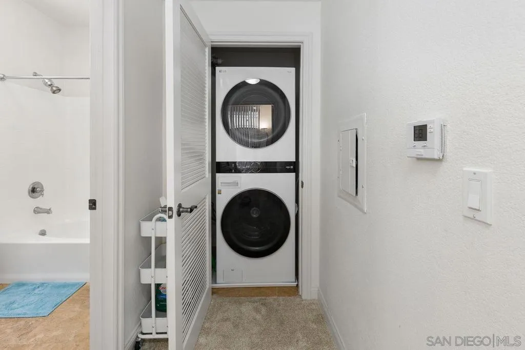 9263 Regents Rd B304, La Jolla, California 92037 home-pic-23