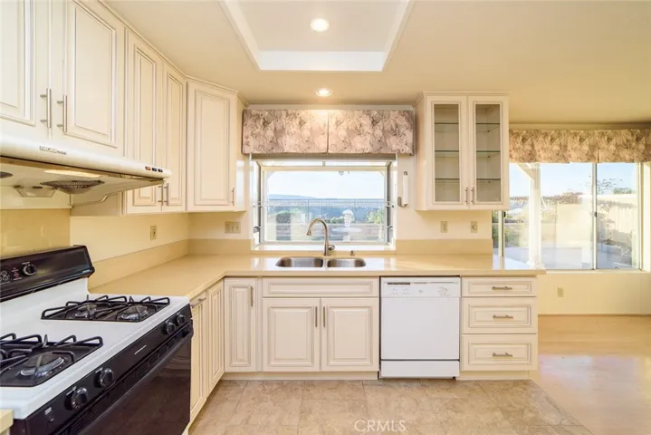 28935 El Apajo, Laguna Niguel, California 92677