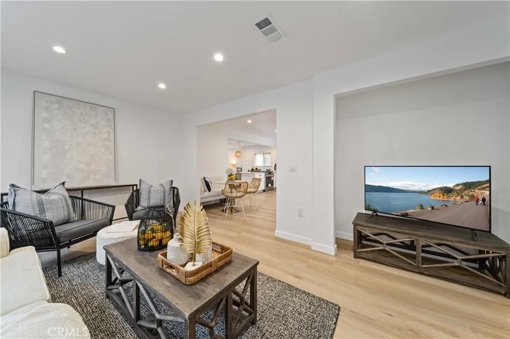 11946 Aneta Street, Culver City, California 90230 home-pic-29