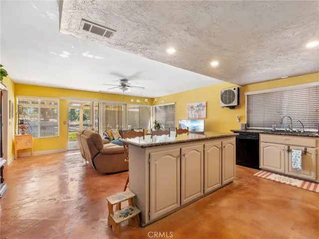 27767 Hummingbird Lane, Helendale, California 92342