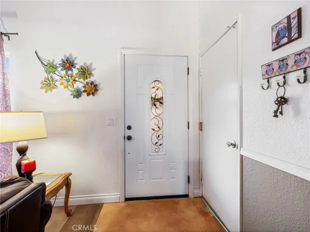 27767 Hummingbird Lane, Helendale, California 92342