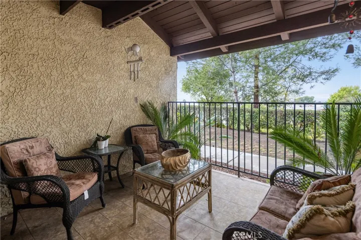 9534 Via Ricardo, Burbank, California 91504
