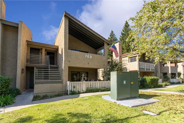 Welcome to 769 Birchpark Cir #207