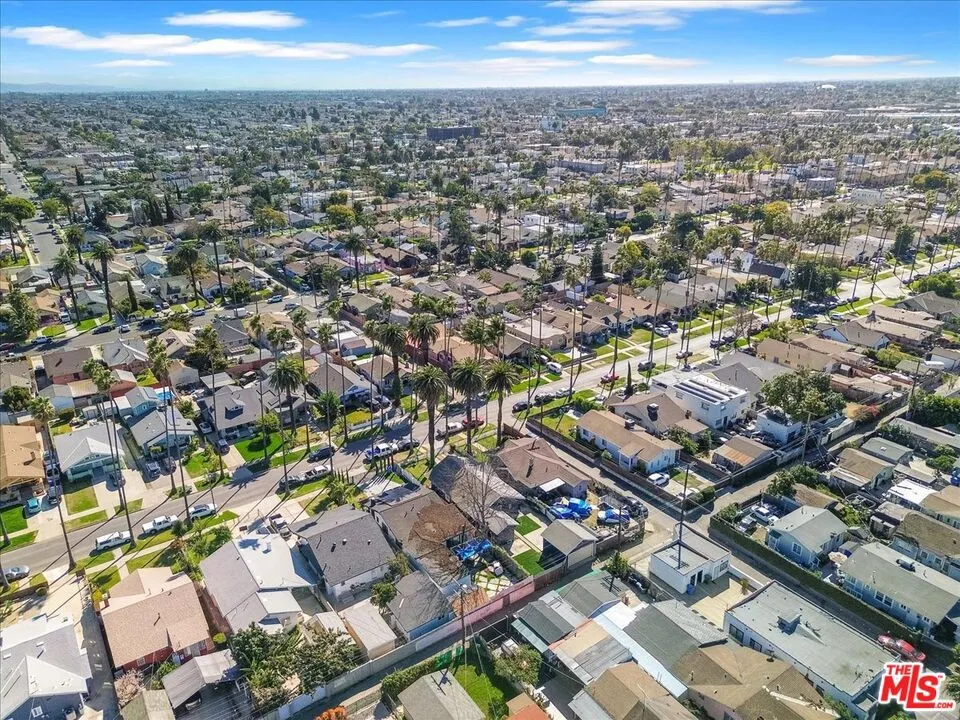 5111 E Cimarron Street, Los Angeles, California 90062 home-pic-40