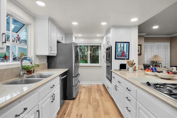413 S Broadway A, Redondo Beach, California 90277