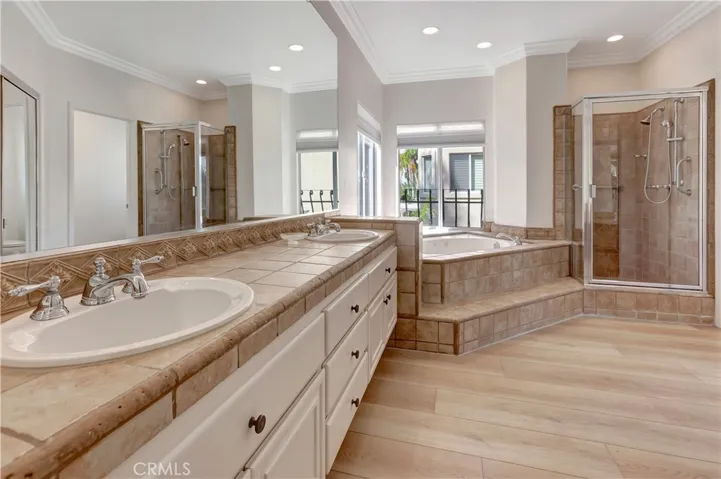 26425 La Traviata, Laguna Hills, California 92653