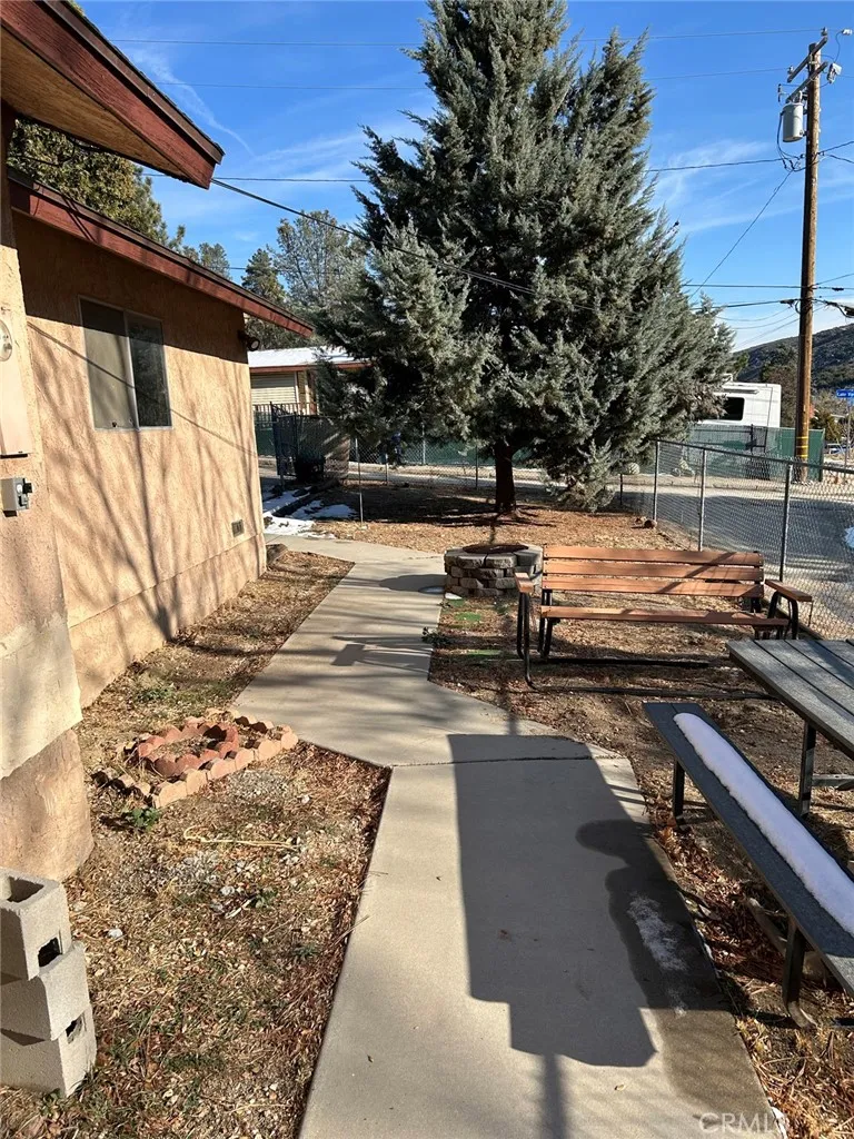 43729 Lake View Road, Lake Hughes, California 93532 home-pic-15