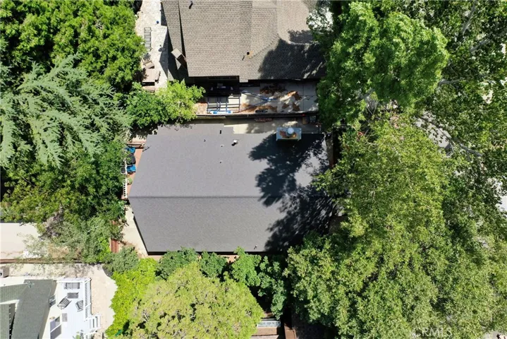 371 Maple Drive, Lake Arrowhead, California 92352