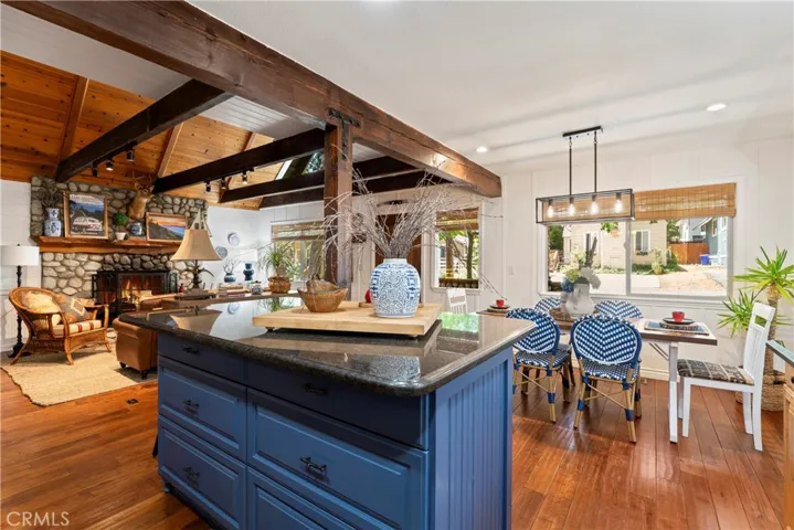371 Maple Drive, Lake Arrowhead, California 92352