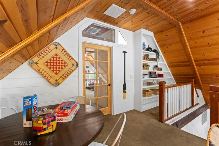 371 Maple Drive, Lake Arrowhead, California 92352