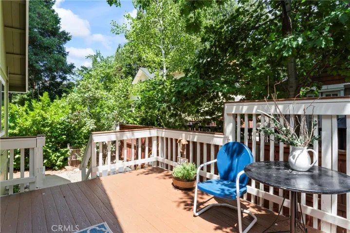371 Maple Drive, Lake Arrowhead, California 92352