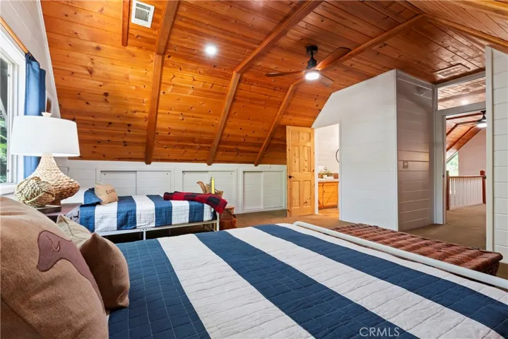 371 Maple Drive, Lake Arrowhead, California 92352