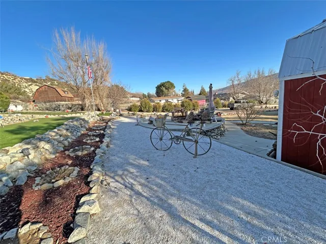 8753 Elizabeth Lake Road, Leona Valley, California 93551