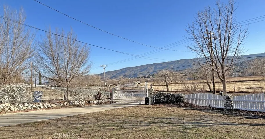 8753 Elizabeth Lake Road, Leona Valley, California 93551