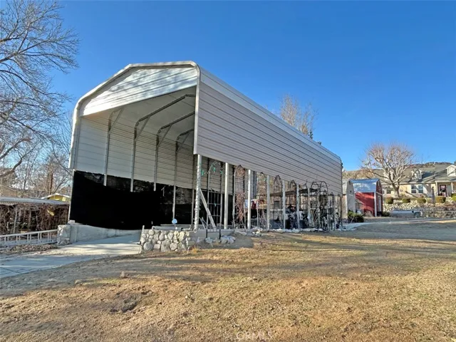 8753 Elizabeth Lake Road, Leona Valley, California 93551