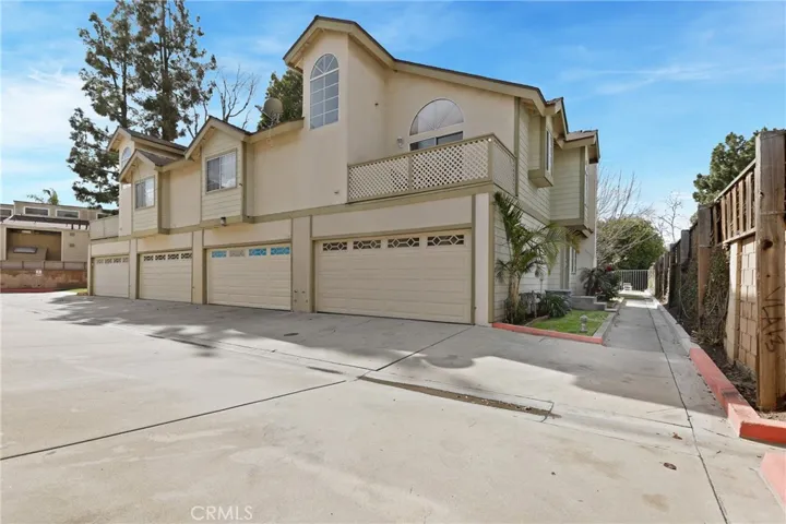 Welcome to 5400 Brittany Way, Cypress!