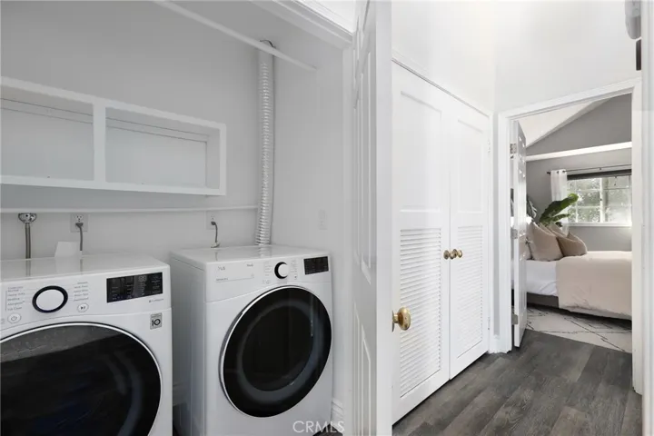 Convenient upstairs laundry closet