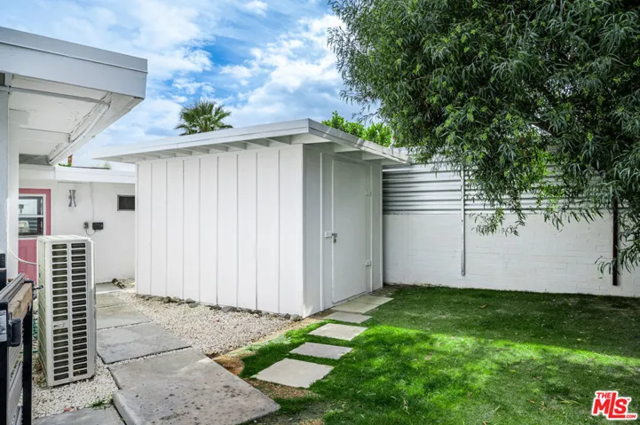 38309 Paradise Way, Cathedral City, California 92234