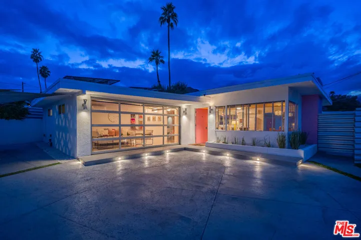 38309 Paradise Way, Cathedral City, California 92234