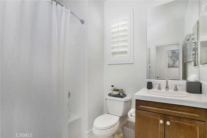 Downstairs Ensuite Bathroom