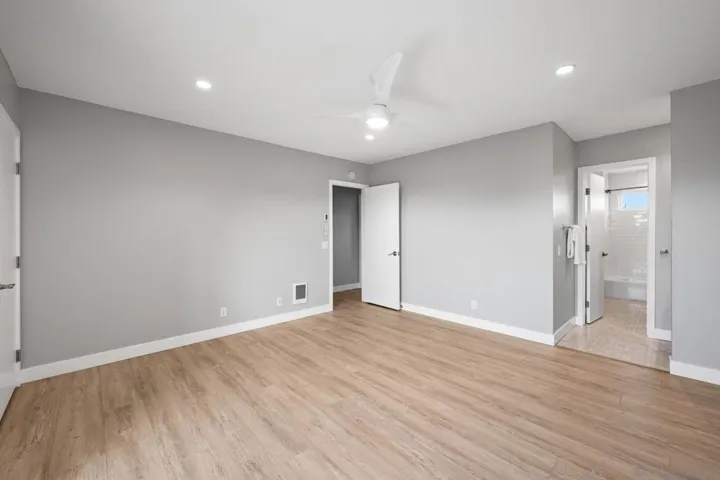 648 E Solana Circle, Solana Beach, California 92075