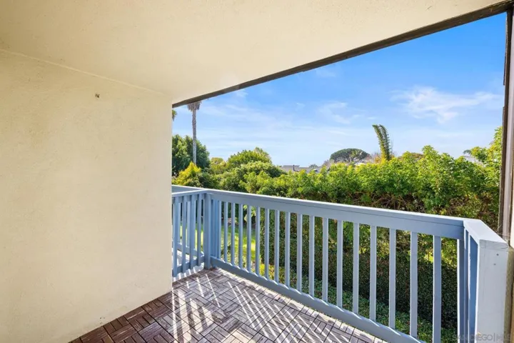 648 E Solana Circle, Solana Beach, California 92075