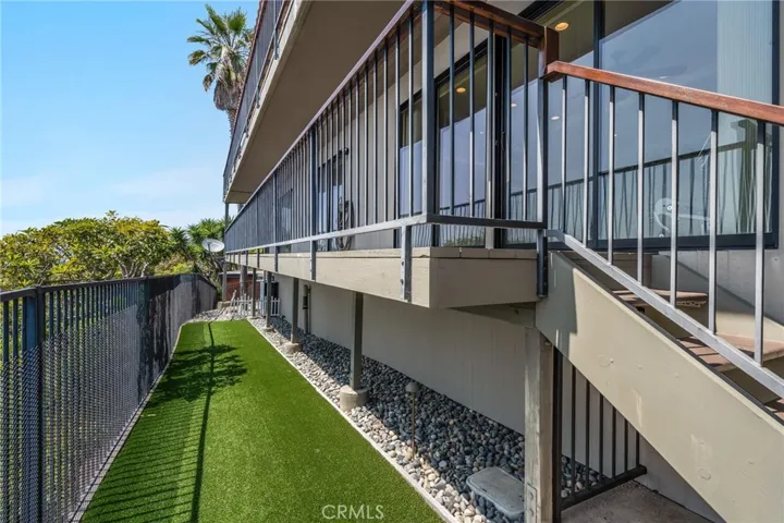 31532 Holly Drive, Laguna Beach, California 92651
