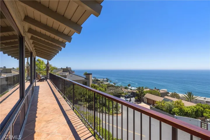 31532 Holly Drive, Laguna Beach, California 92651