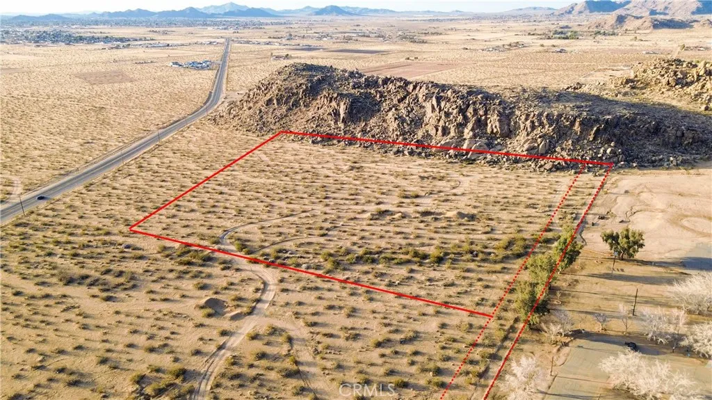 * Red Lines are only estimates of the property line and may not be accurate *