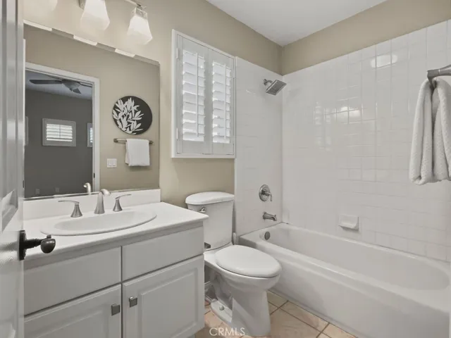 Ensuite for the for the front bedroom