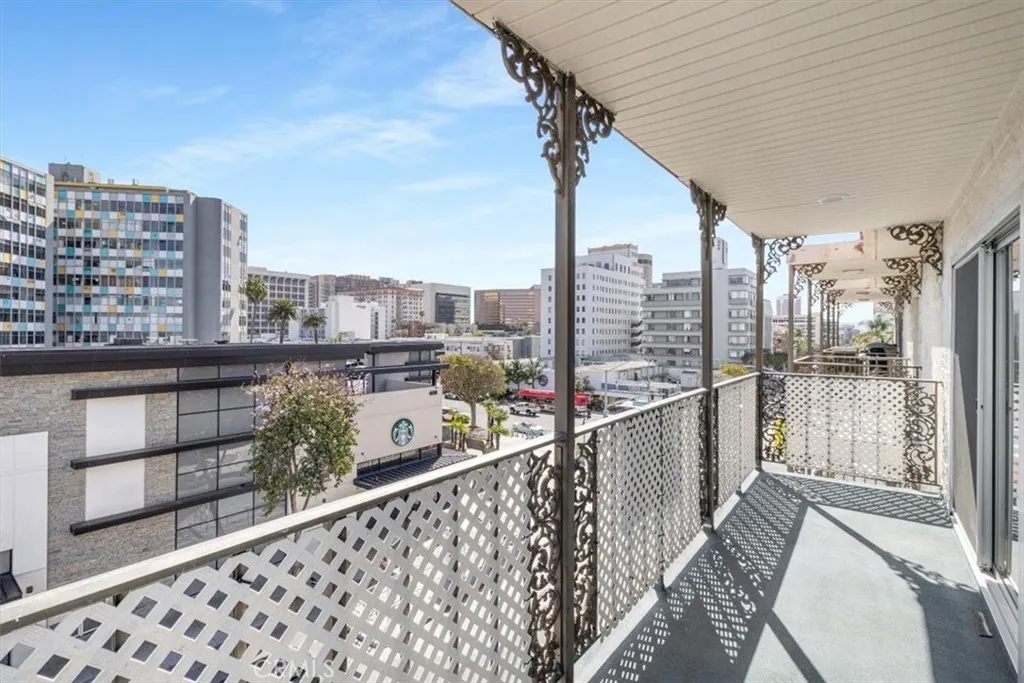 615 E Broadway 506, Long Beach, California 90802 home-pic-13