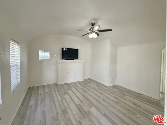 9826 Wilmington Avenue, Los Angeles, California 90002