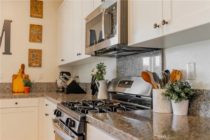 1099 Coriander Street, Calimesa, California 92320