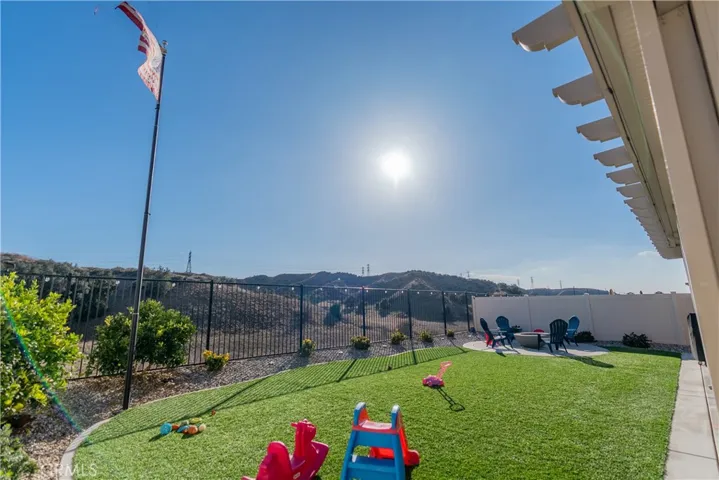 1099 Coriander Street, Calimesa, California 92320