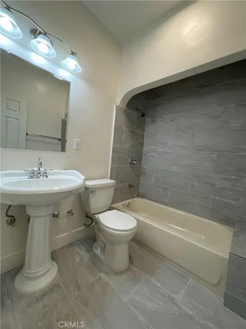 212 S Berendo Street, Los Angeles, California 90004